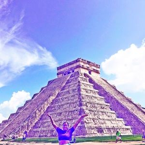 Meet your Posher, Camala